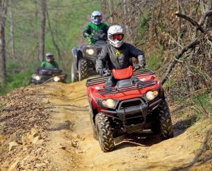 2017.location.spearhead-trail-stone-mountain-trail-system.atvs.riding.on-trail.jpg