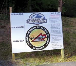 2017.location.spearhead-trail-stone-mountain-trail-system.sign.jpg